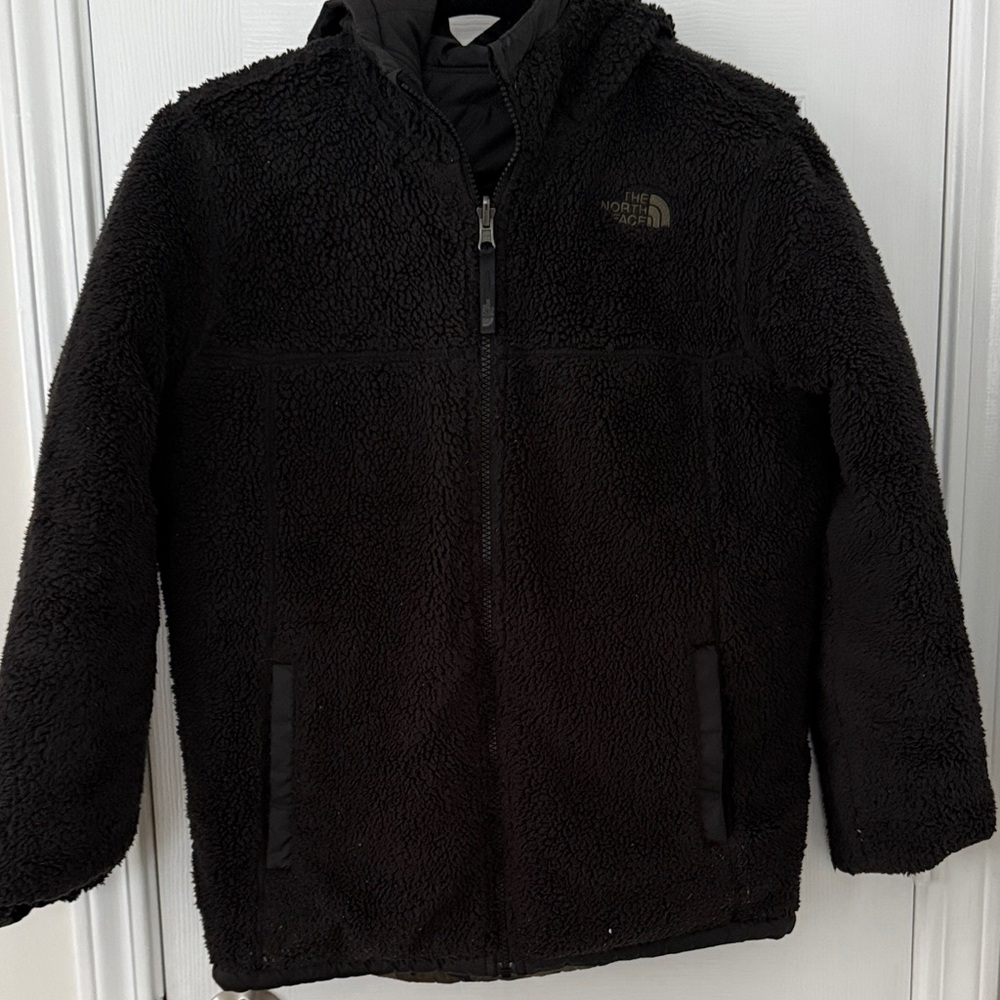 The North Face Kids Camo Puffer Jacket - Black and Brown - reversible - Picture 10 of 11